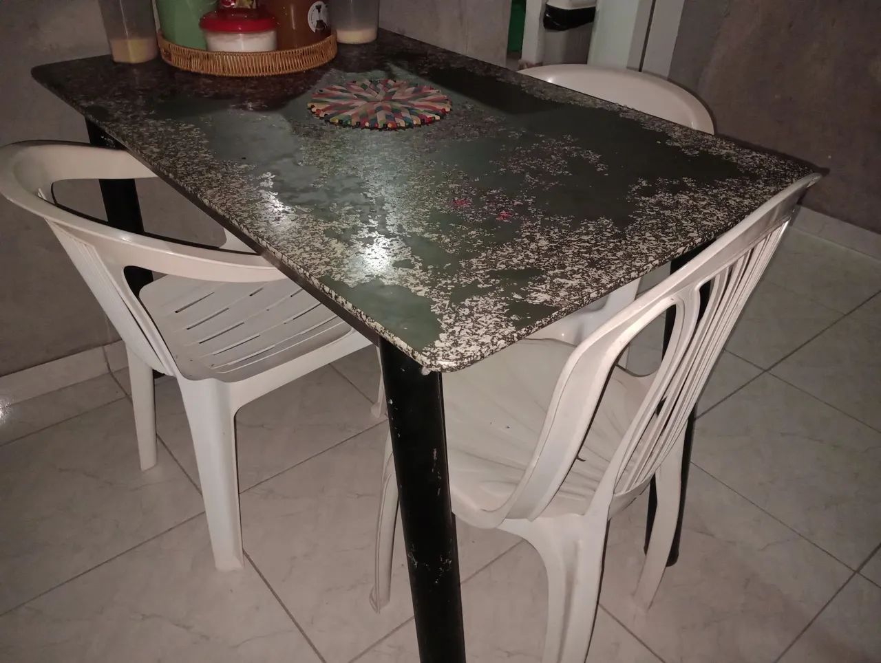 Vendo mesa de jantar
