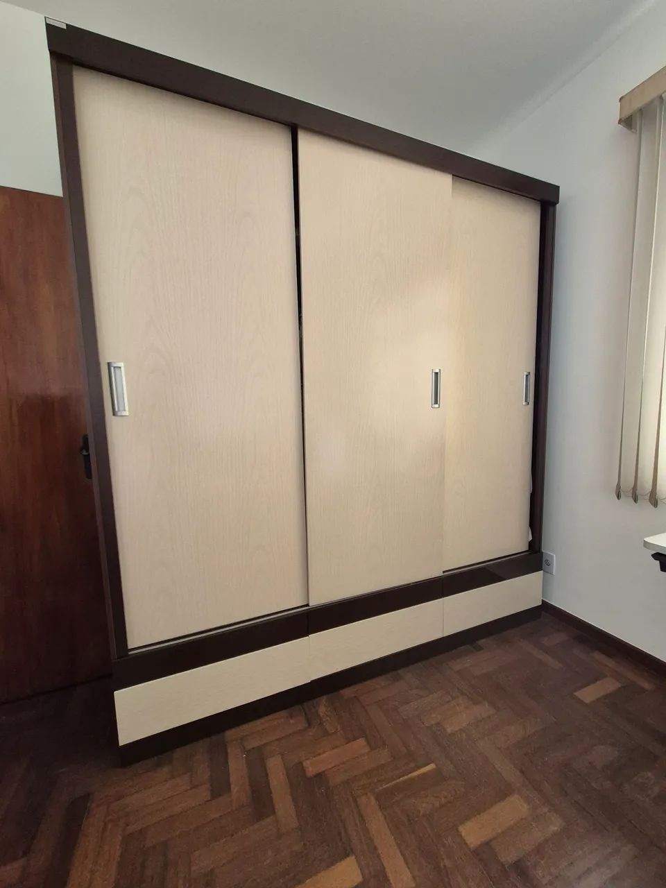 Armário de 3 portas de correr 