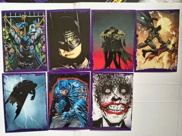 Lote de figurinhas do coringa álbum Panini - Foto 2