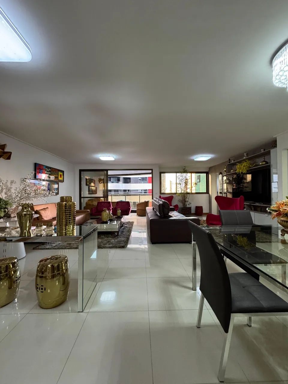 Alugo apartamento todo mobiliado porteira fechada! - Foto 2