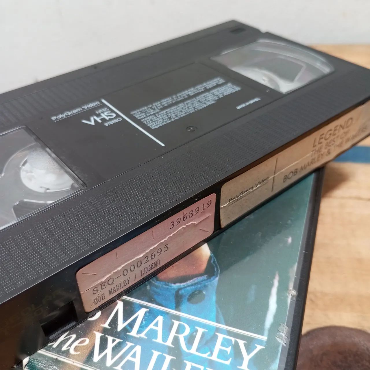 Fita VHS Bob Marley Legend - Foto 4