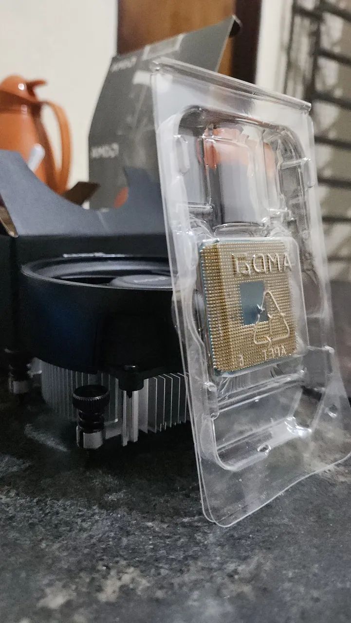 Ryzen 7 2700 (8 núcleos / 16 threads - 4.1ghz de clock boost)  - Foto 3