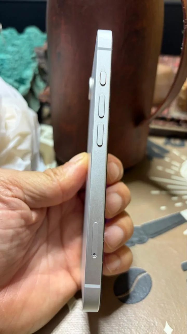 iPhone 16e 128G - Foto 5