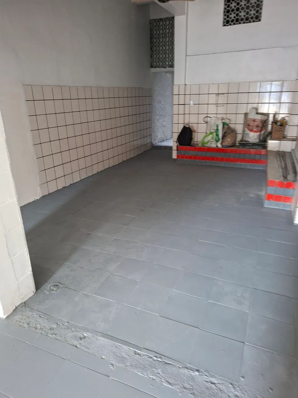 Alugo loja, 130m  na Sete portas  - Foto 4