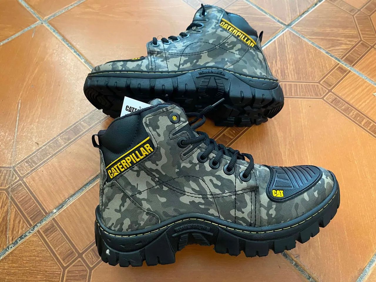 Botas Caterpillar  - Foto 2