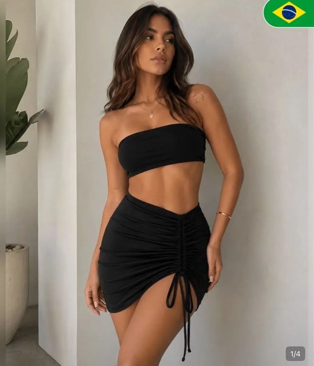 Saia de praia Preta