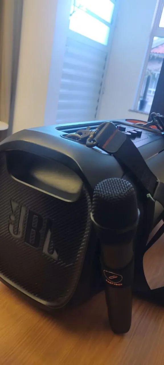 JBL One the go com microfone