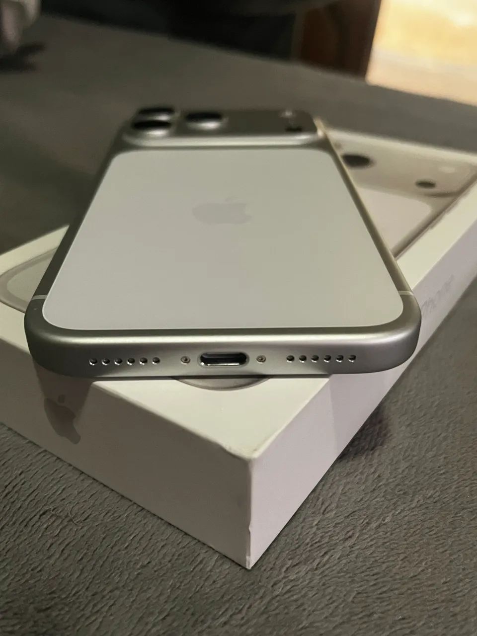 iPhone 17 pro Max silver ativado essa semana  - Foto 4