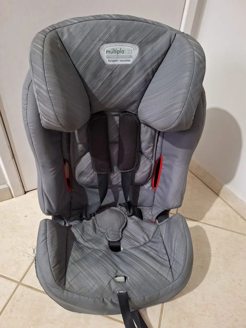 Cadeirinha de carro + assento de elevação  - Foto 2