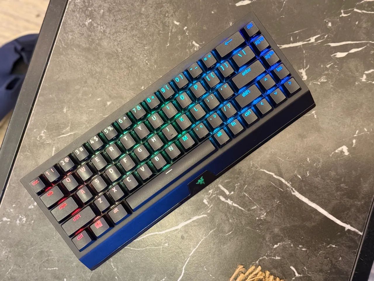 Razer BlackWidow V3 Mini HyperSpeed (Bluetooth/2.4GHz) - com ghosting - Foto 2