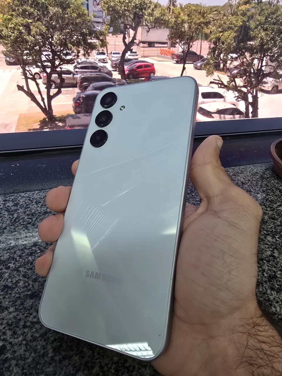 Smartphone Samsung A16 5G 256GB cor Cinza - Foto 2