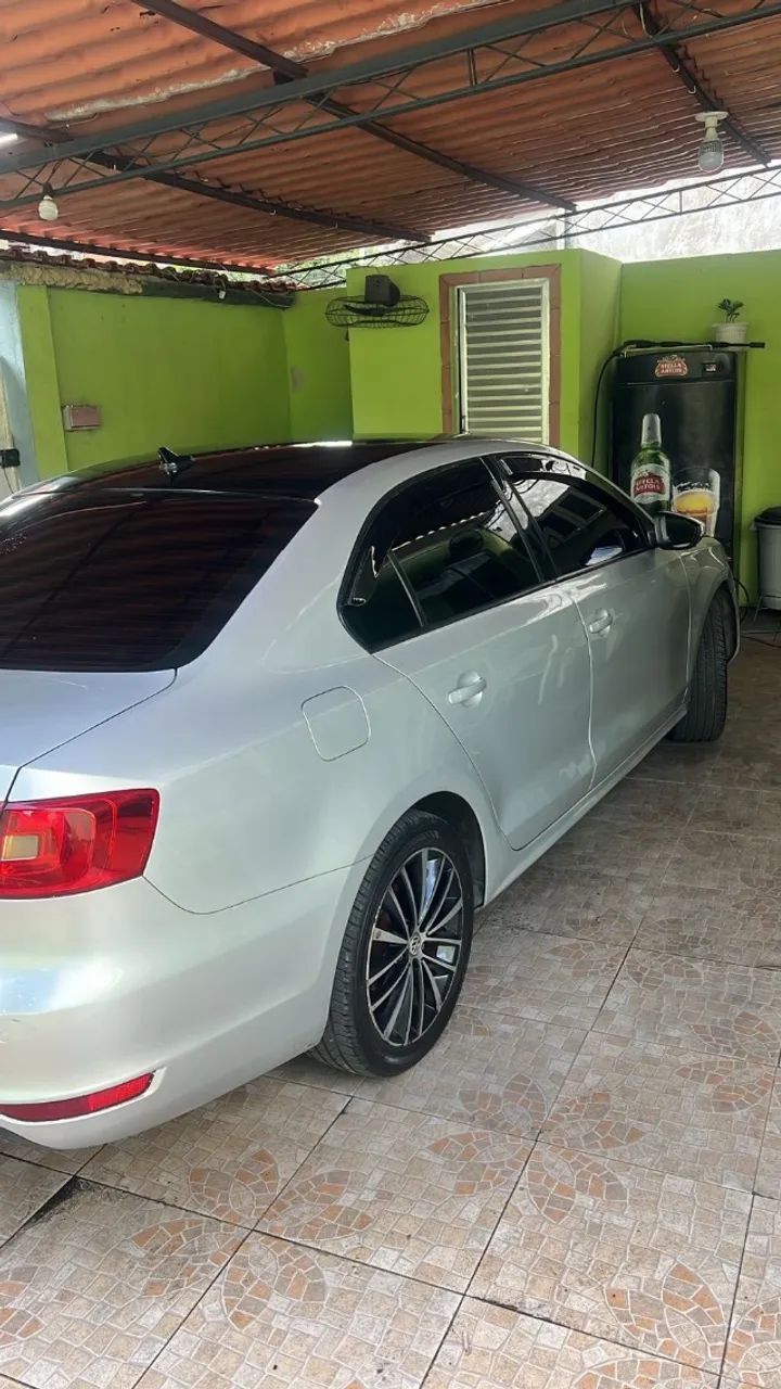 Volkswagen Jetta COMFORTLINE 2.0 8V FLEX 2012