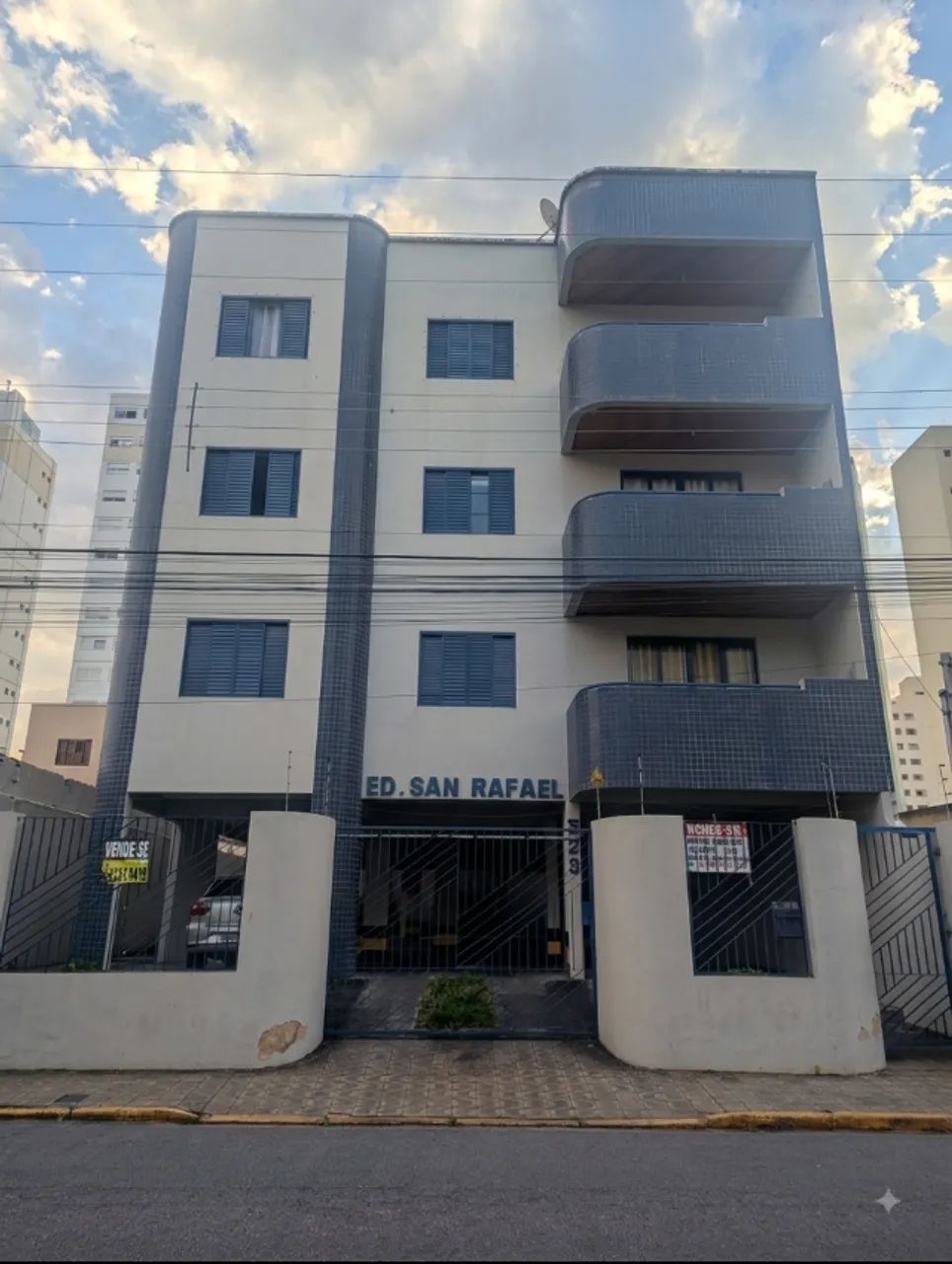 Apartamento 3 Quartos (1 Suíte) com Mais de 100m² - Centro - Foto 3
