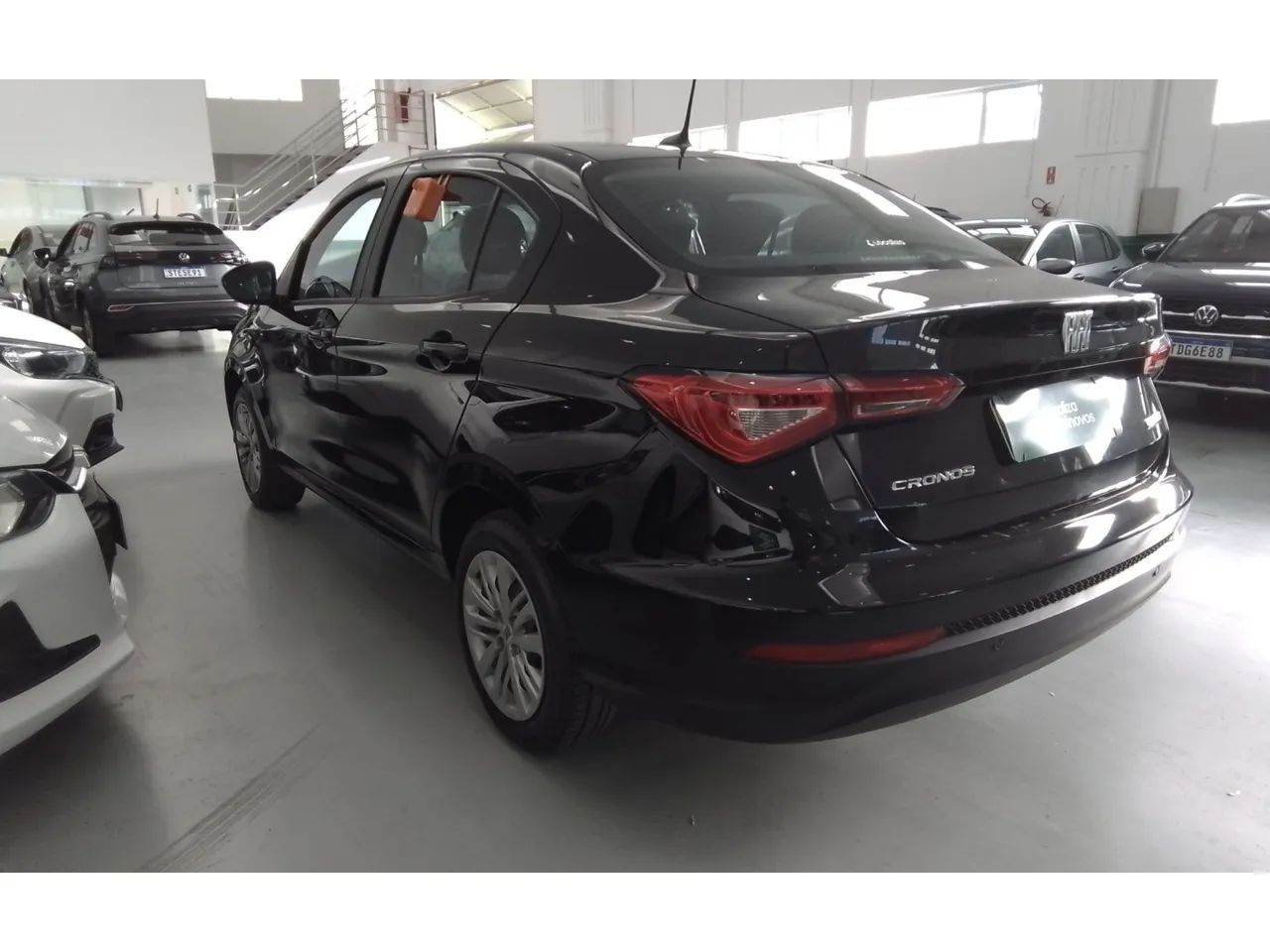 Fiat Cronos Drive 1.3 8V Flex Aut. 2025 - Foto 4