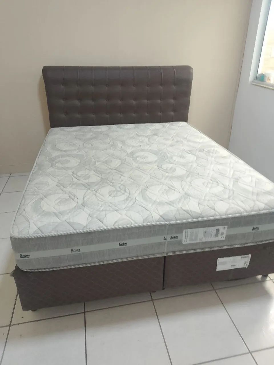 Cama  Queen Size 158x198 + cabeceira  - Foto 3