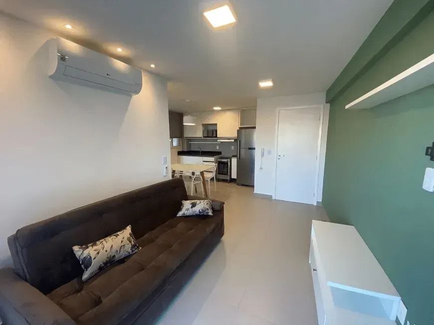 Foto do anúncio de Aluguel por temporada 47 m² / 2 quartos / na Beira Mar com Vista Mar / 100% Nascente em Meireles, Fortaleza