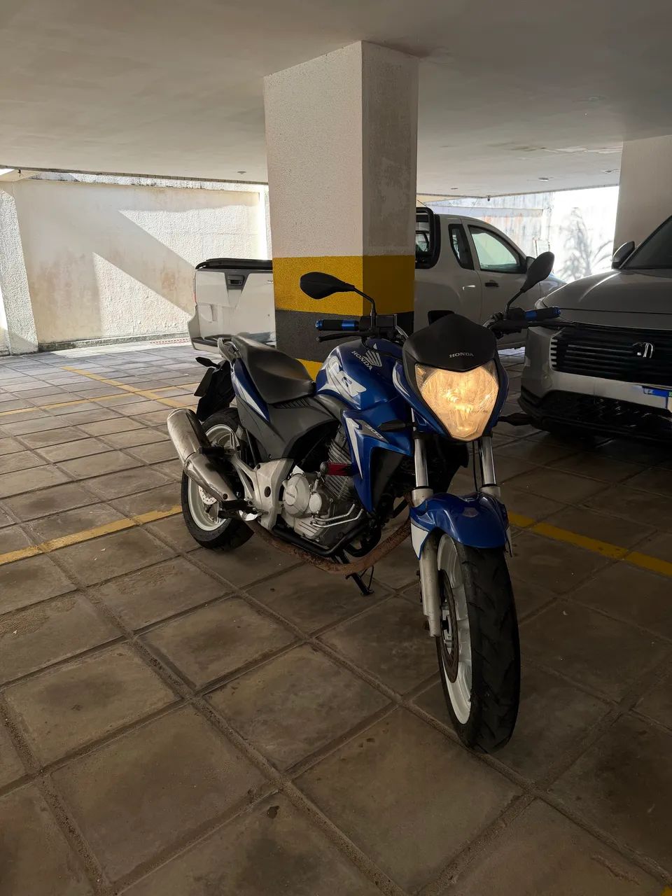 CB 300r - Azul - Quitada - Documentada - sem multas - Foto 4