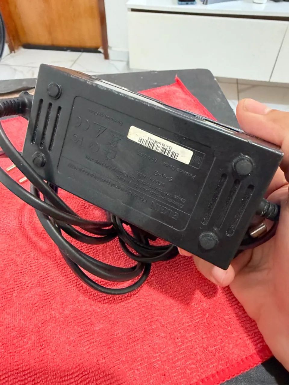 Fonte Universal Elgin 90W com Seletor de Voltagem Regulável (12V a 24V) - Foto 2
