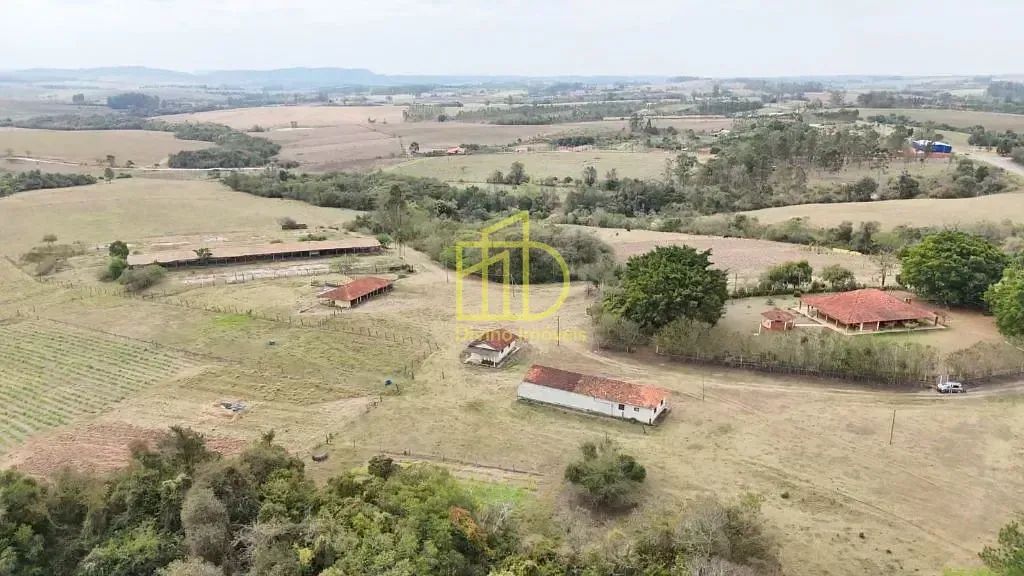 SÍTIO À VENDA  REGIÃO DE ITAPETININGA/SP - Foto 2