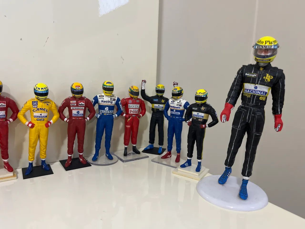 Ayrton Senna Fórmula 1 Mini Estátuas  - Foto 5