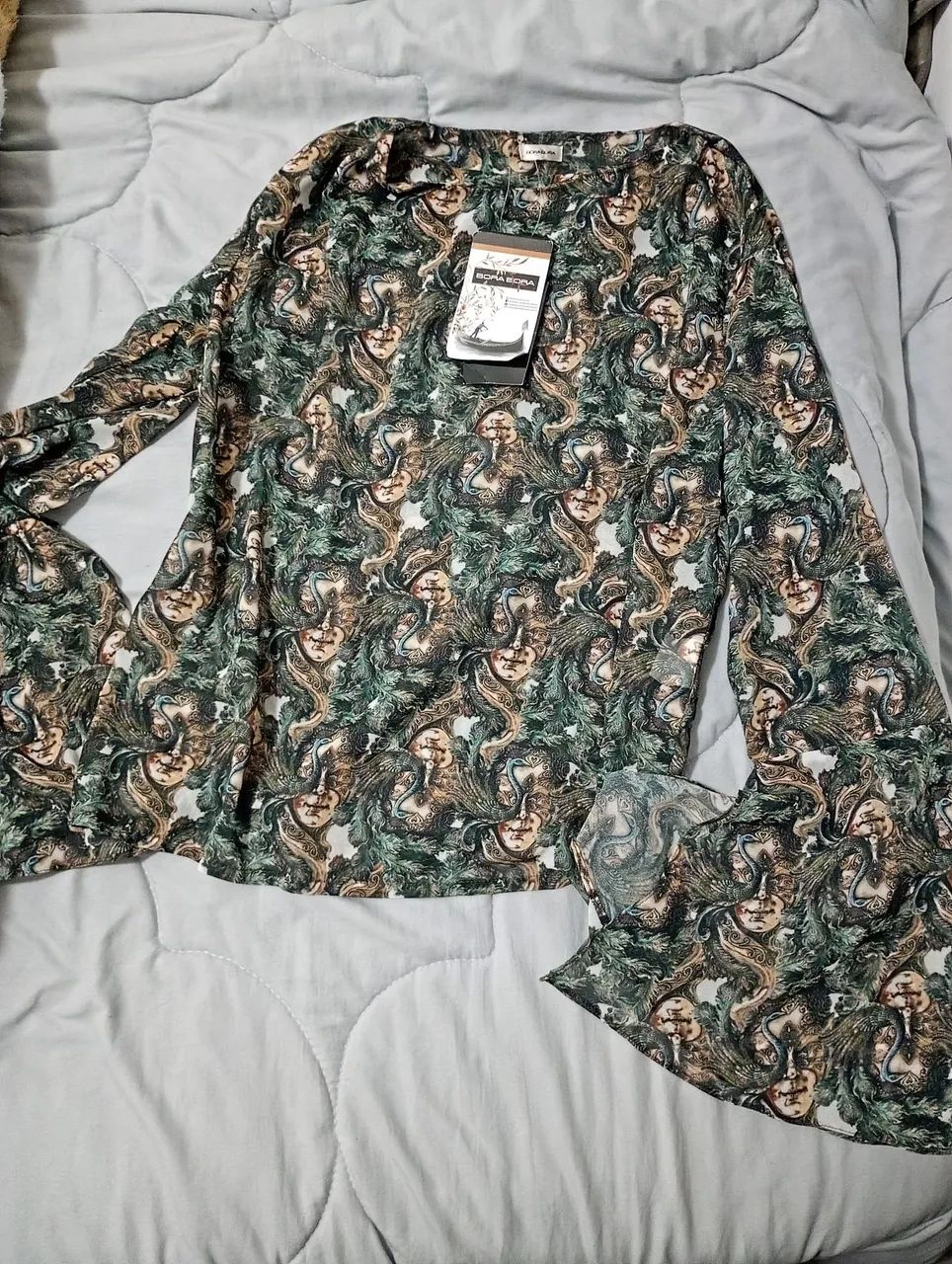 Combo de roupas marca M