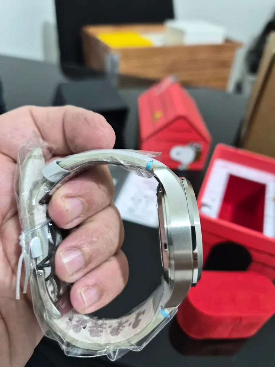 Relogio Automático AVI-8 Ed.Limitada Snoopy  - Foto 4