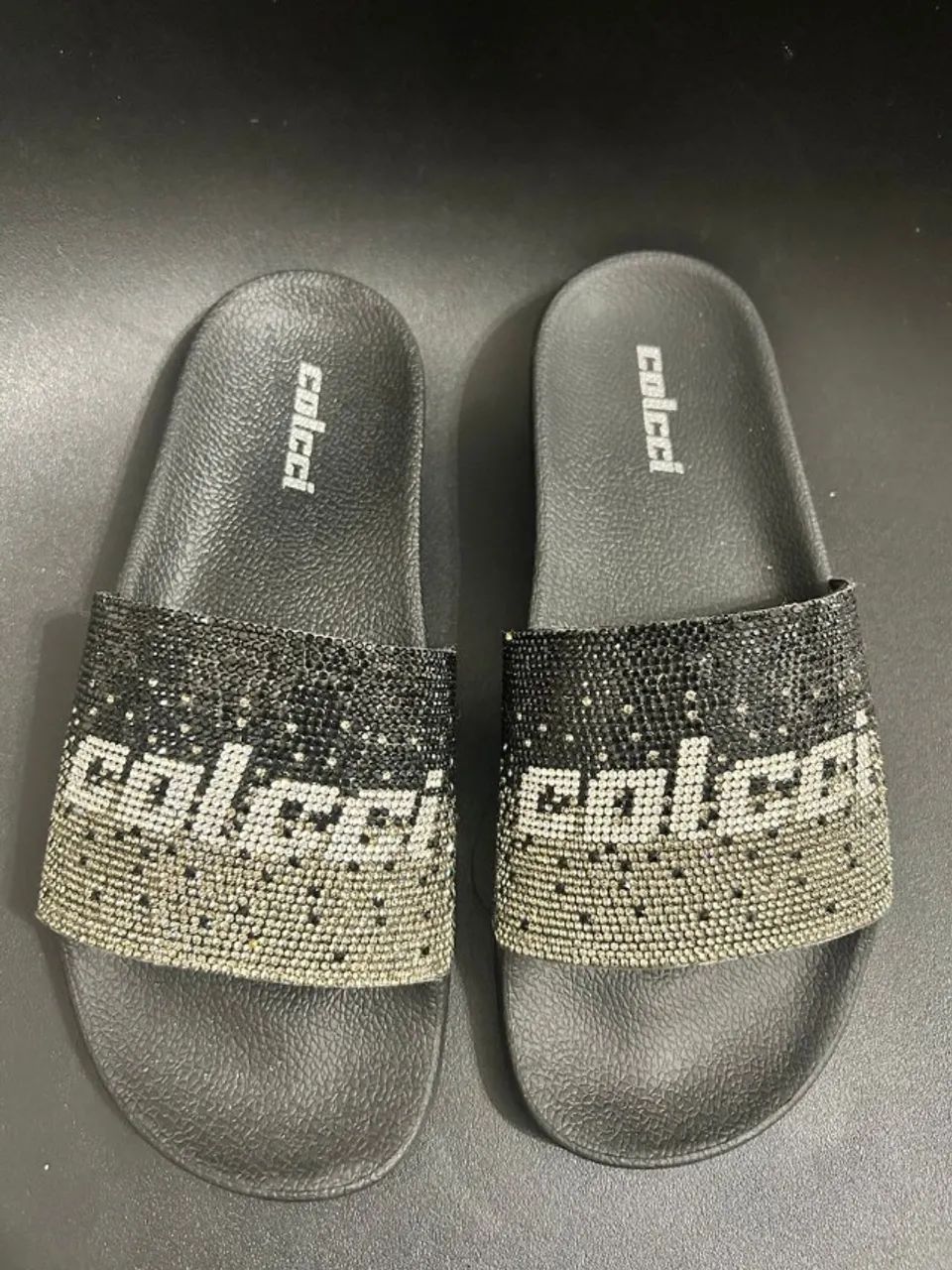 chinelo colcci preto 37/38 - Foto 4
