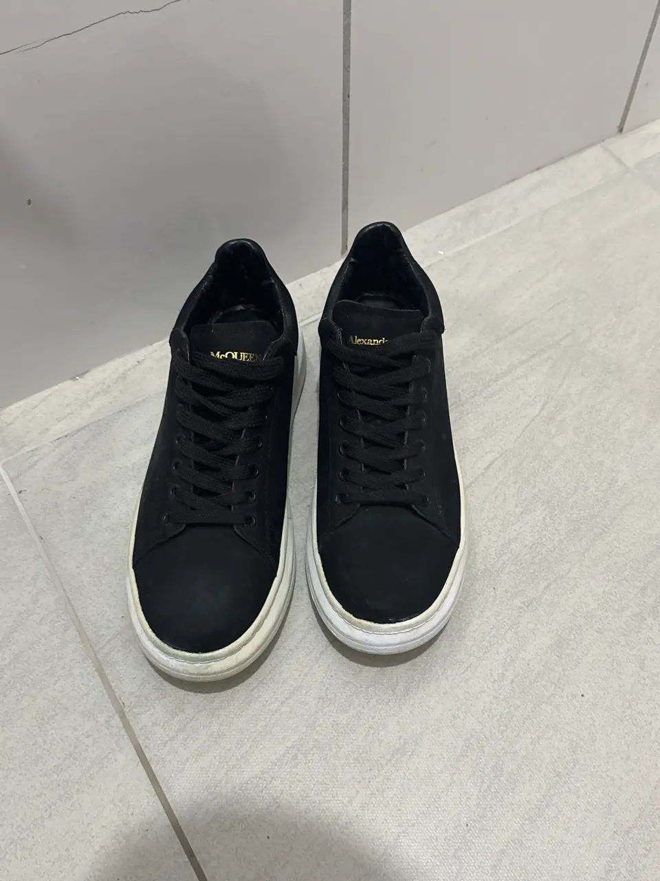 Tênis alexander mcqueen usado - Foto 2