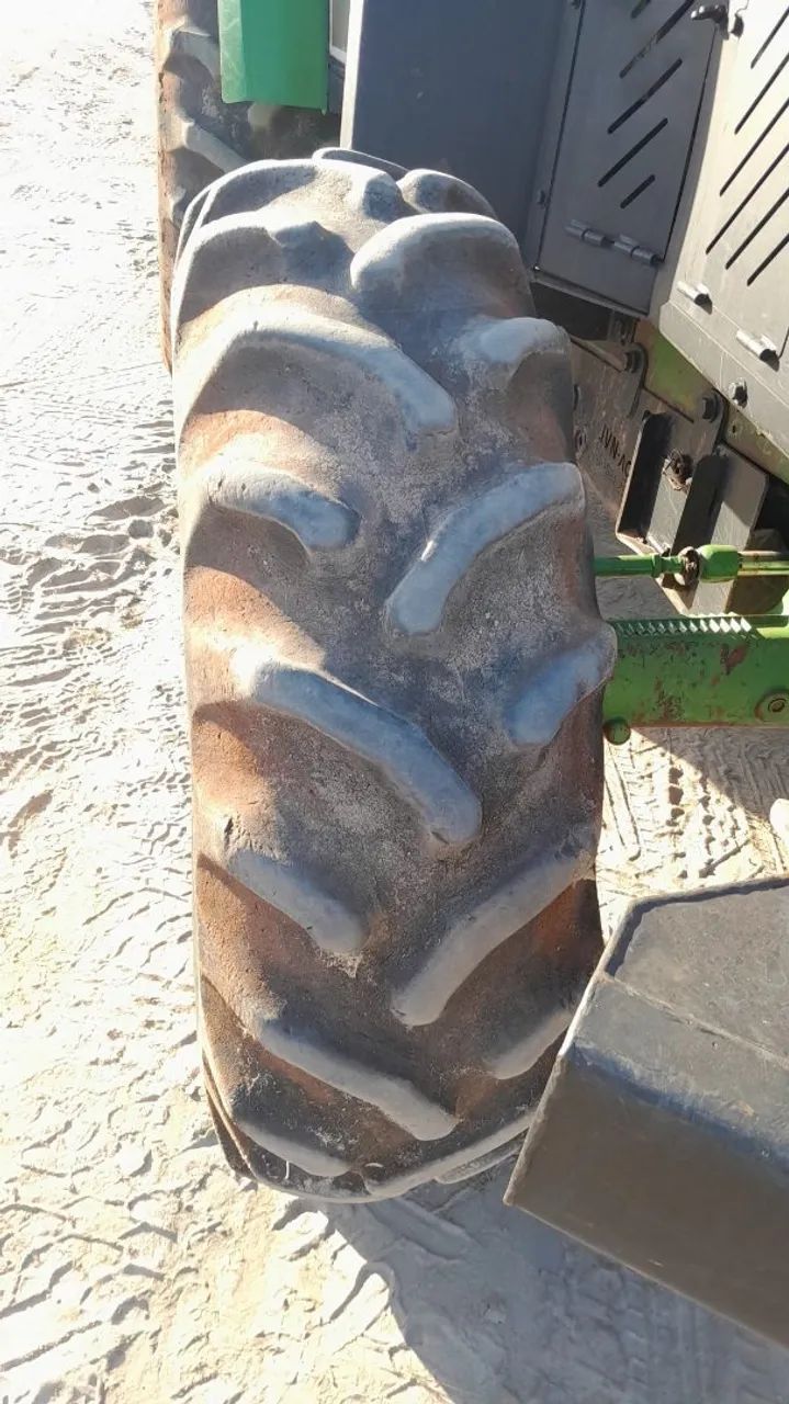 trator JD 115CV modelo 6115j ano 2023 6.250hrs FLORESTAL - Foto 9