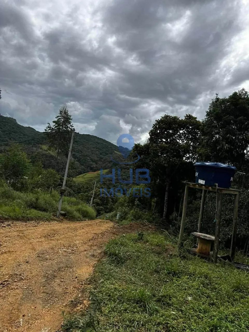 BELÍSSIMO SÍTIO COM 4 MIL METROS QUADRADOS EM ÁGUAS MORNAS - Foto 2