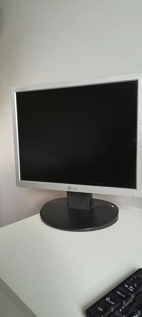  Monitor LG Flatron - Ótimo estado - Foto 3