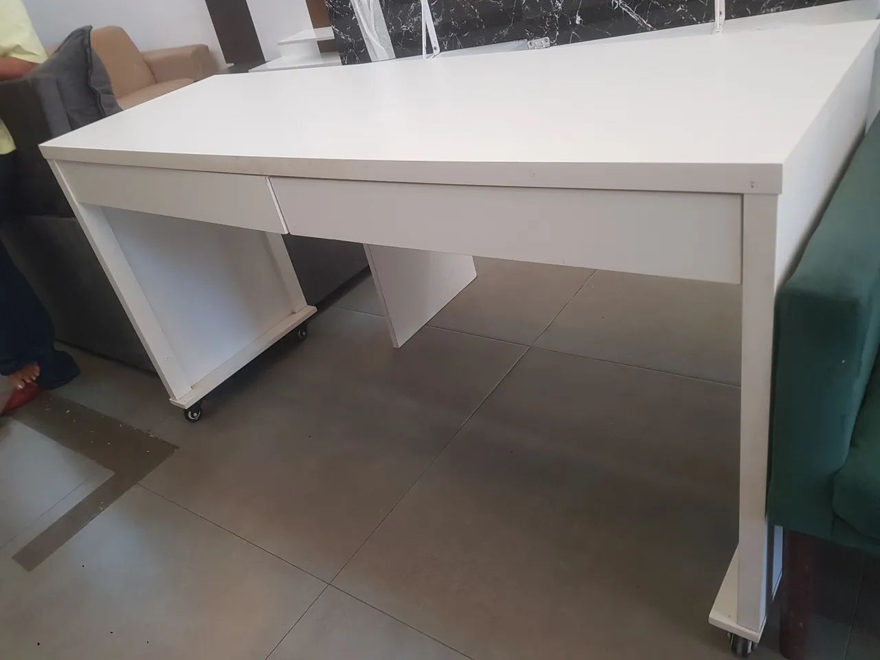 Mesa para estudo/penteadeira  - Foto 4