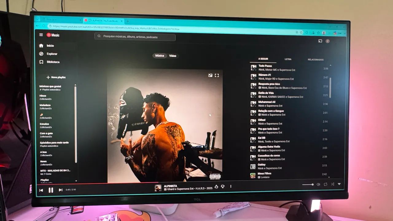 Monitor QHD-mini led 25 com braço articulado  - Foto 3
