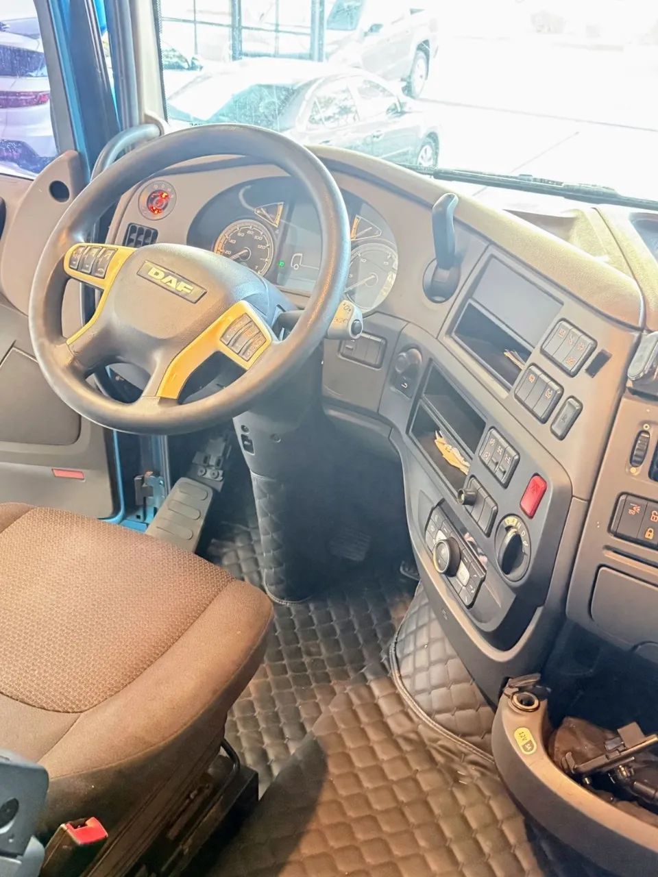 XF FTT530 6x4 Space Cab (die)(E5) - Foto 5