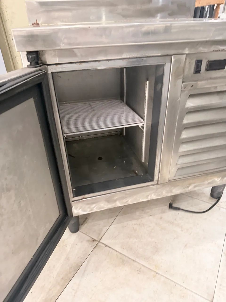 Balcão refrigerado inox 1,00 m - Foto 2