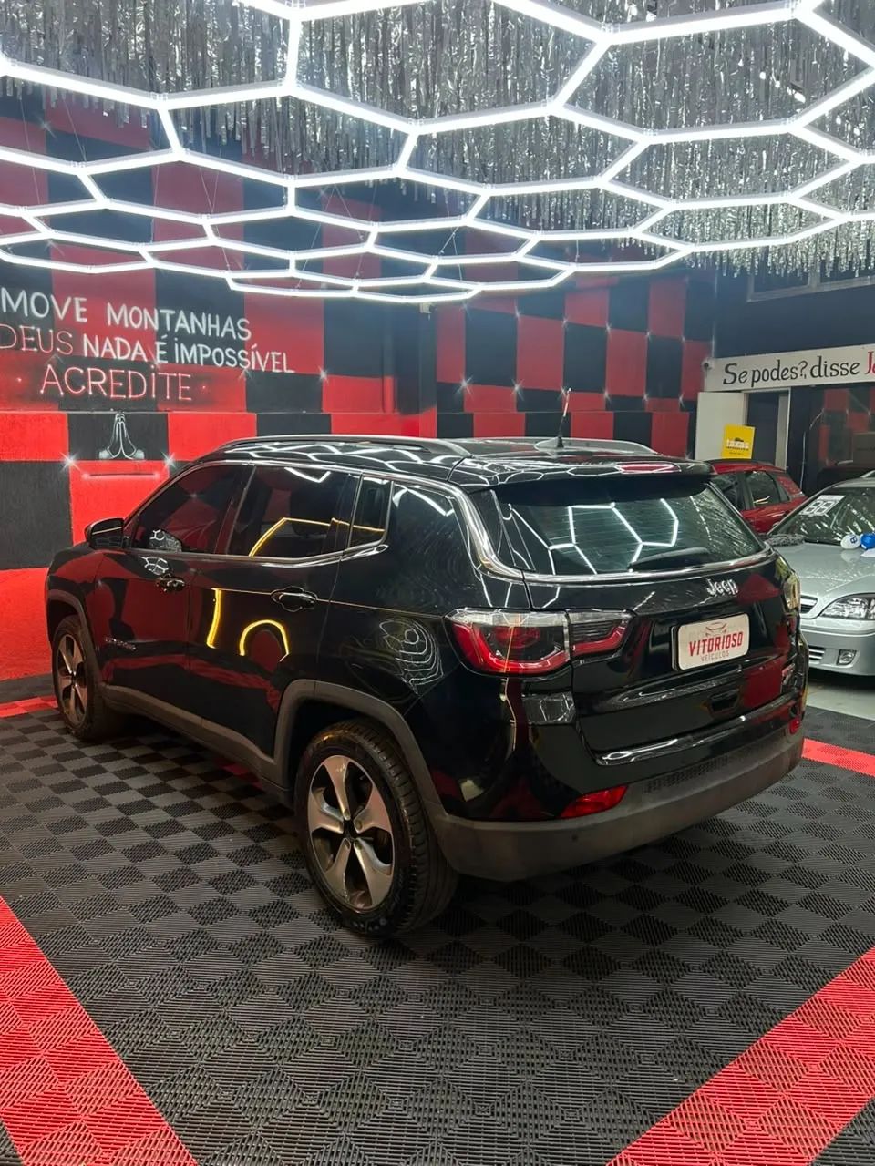 Jeep Compass Longitude 2.0 4X2 Flex 16V Aut. 2017 - Foto 4