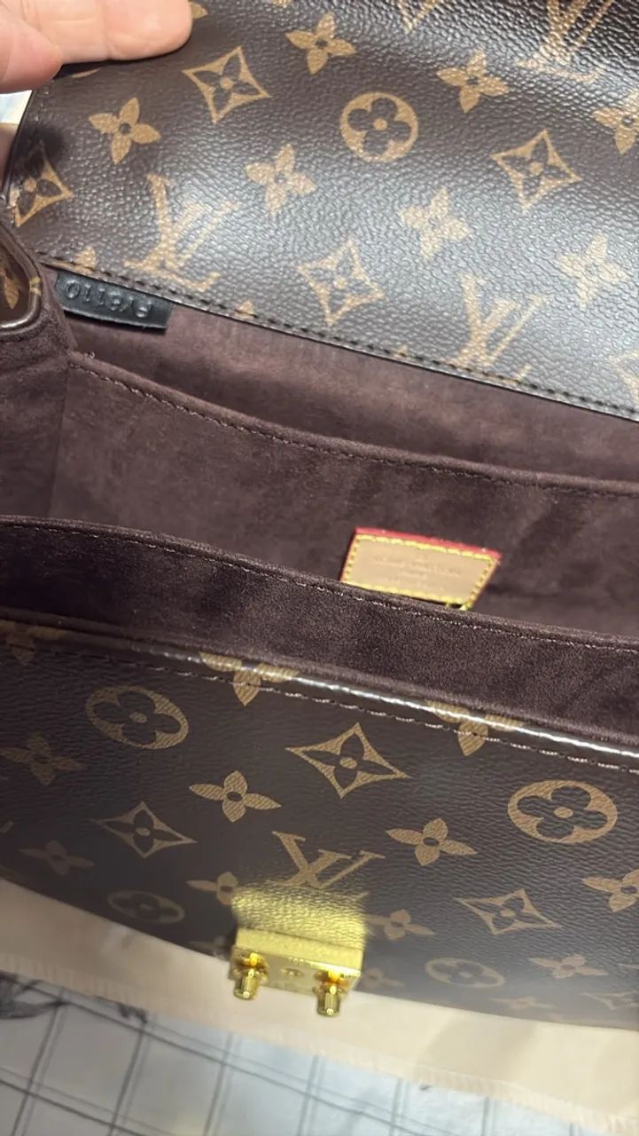 Bolsa Louis Vuitton - Foto 4