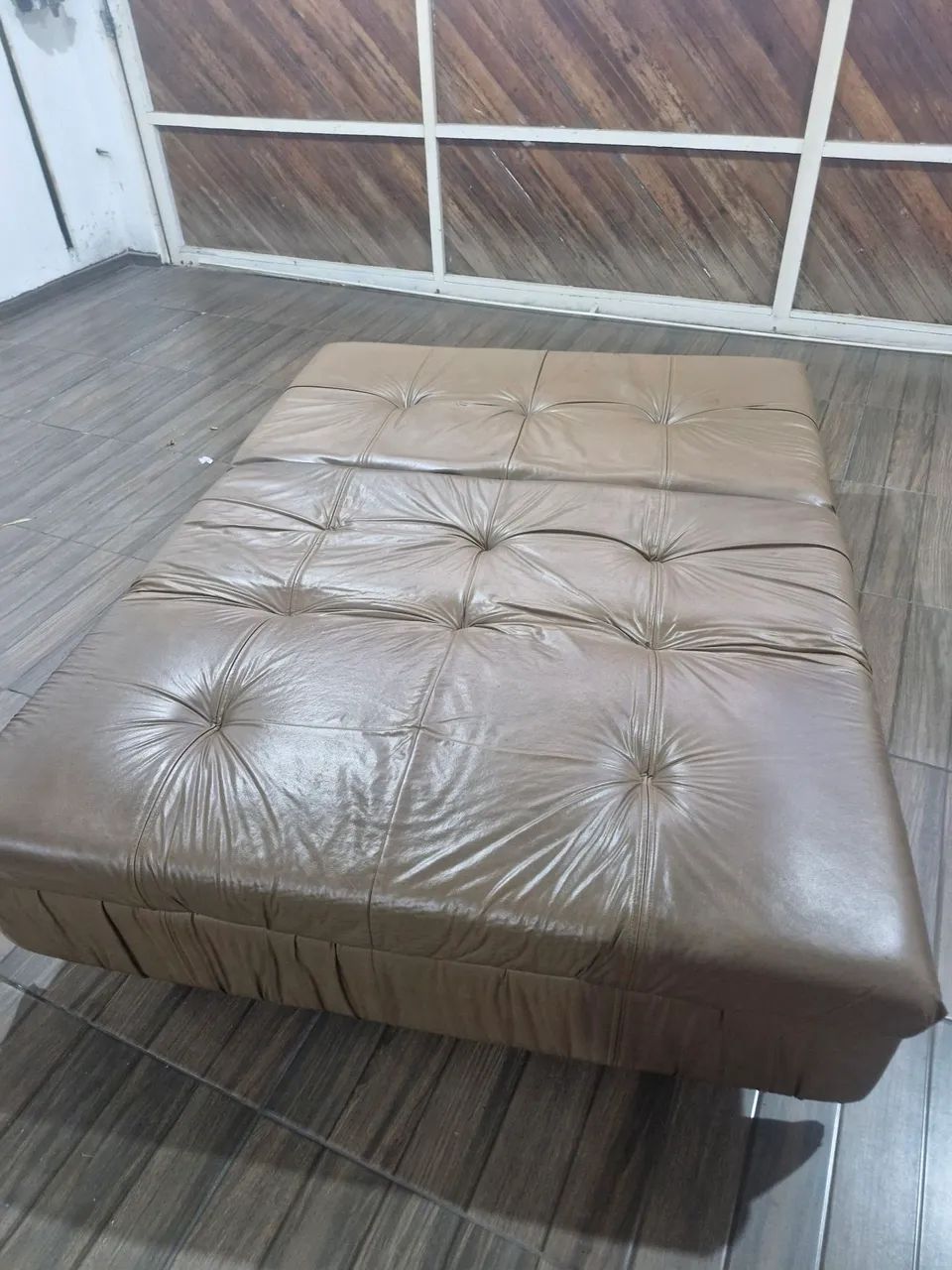 Sofá cama casal em corino marrom - Foto 3
