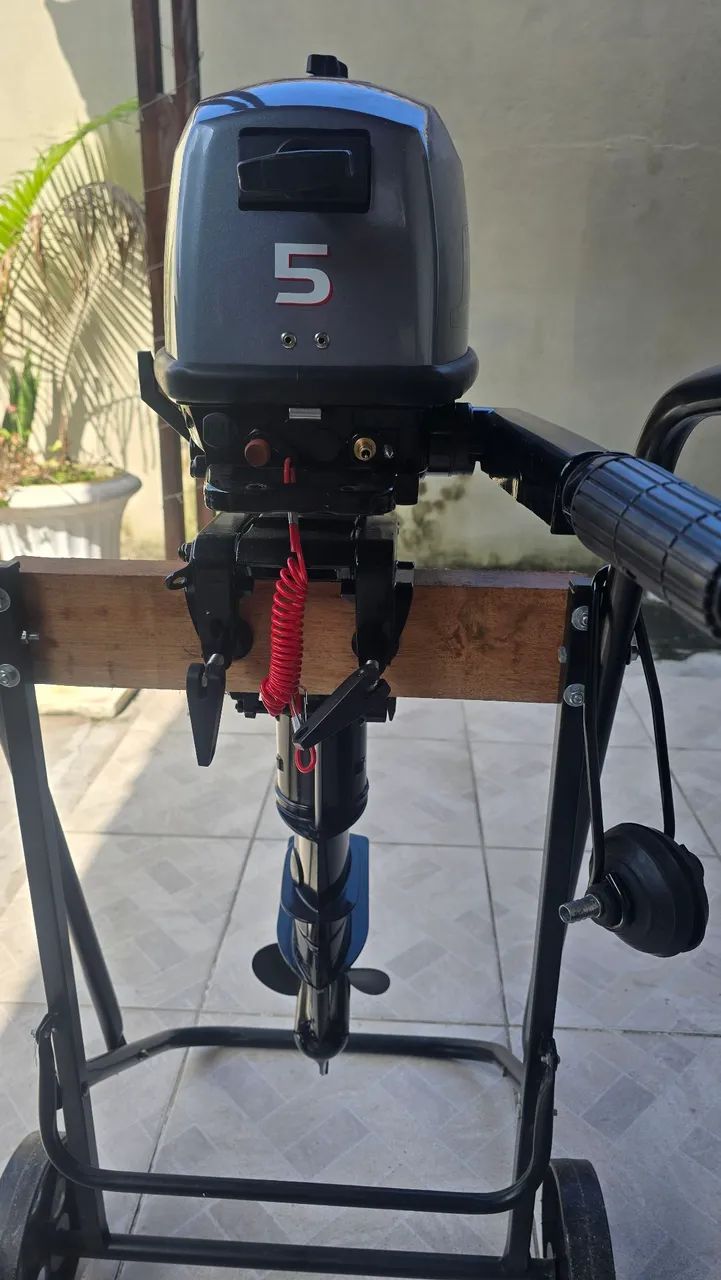 Motor de popa hidea 5hp + tanque externo  - Foto 4
