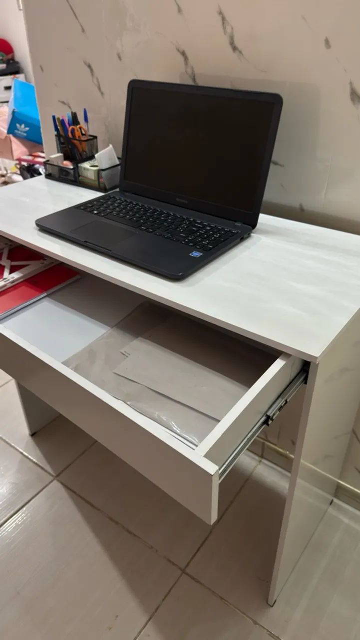 Escrivaninha com gaveta - Foto 3
