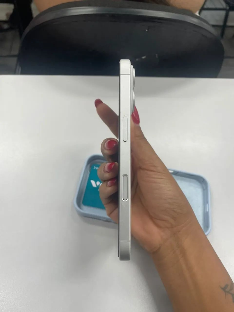 iPhone 16 semi  - Foto 5