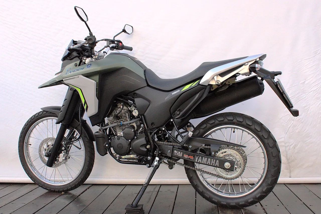YAMAHA XTZ 250 LANDER CONNECTED - Foto 4