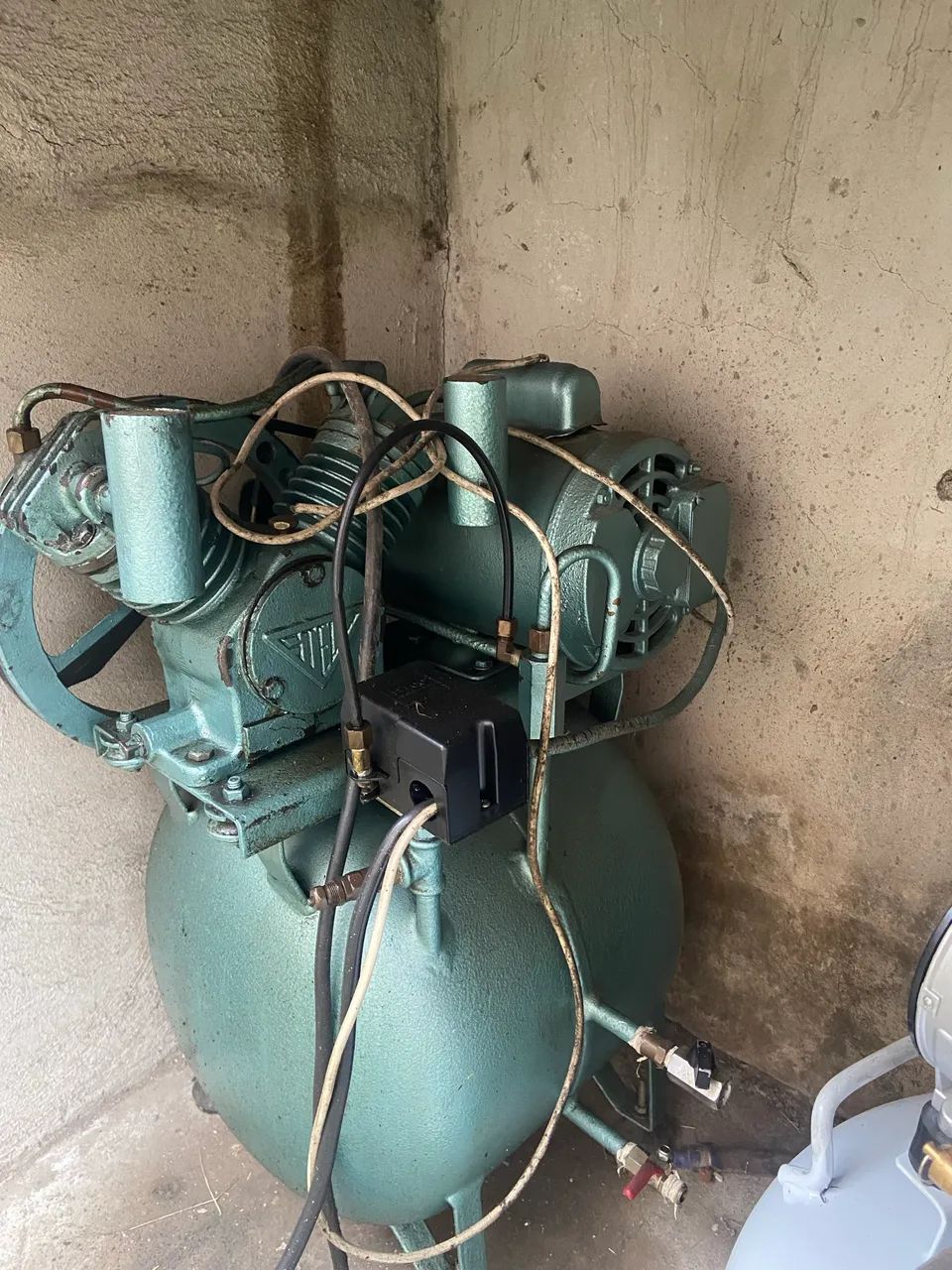 Vendo compressor stelo 