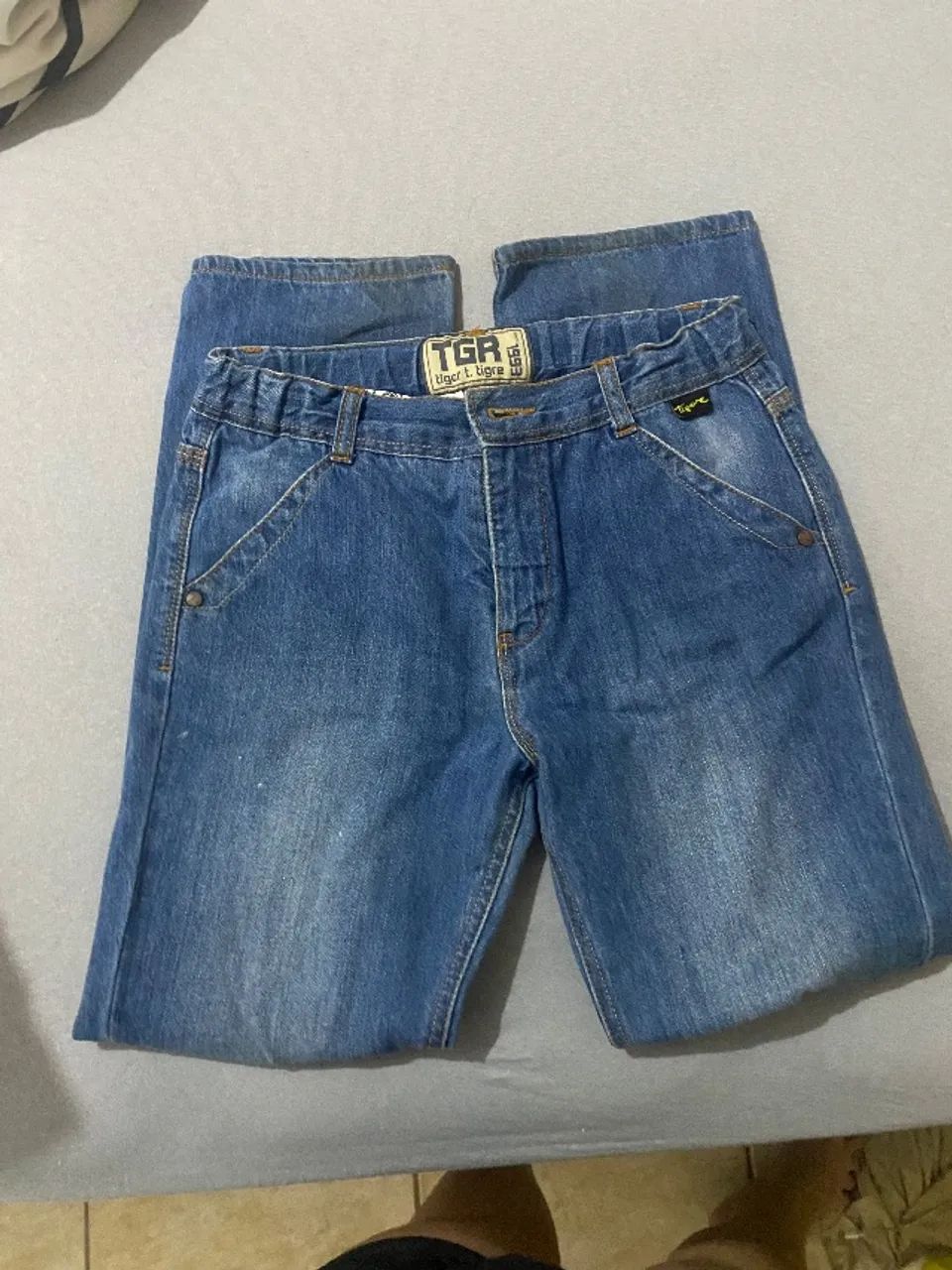 Calça jeans infantil tamanho 10 - Foto 2