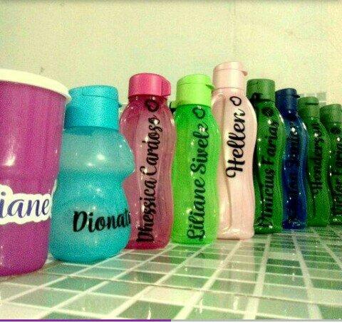 Garrafas tupperware,copo com e sem personaliza