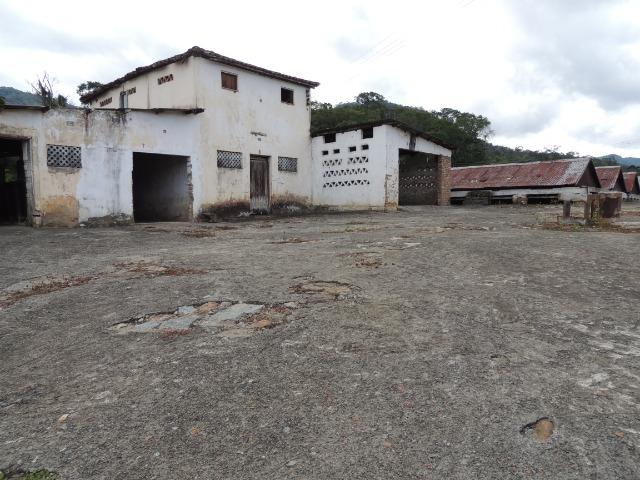 Vendo fazenda, excelente para plantar café ou eucalípto - Foto 16