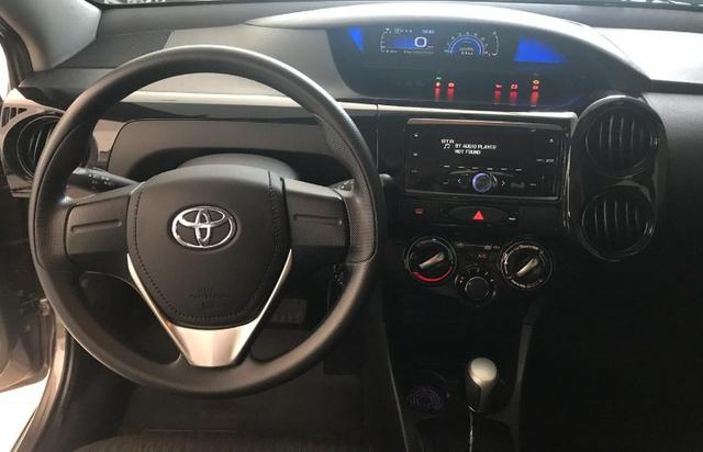 Etios 2019 Hatch X 1.3 6mil KM Automático Cheirando a Novo - Foto 12