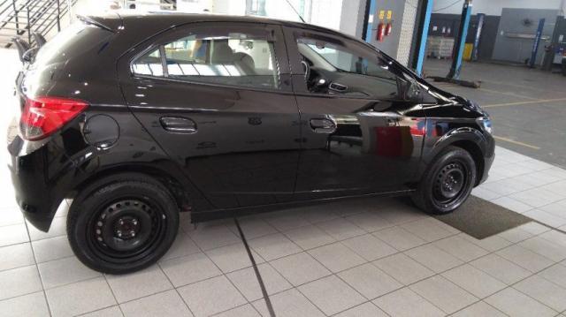 CHEVROLET ONIX LT 1.4 8V SPE/4 FLEX Preto 2014/2015 - Foto 7