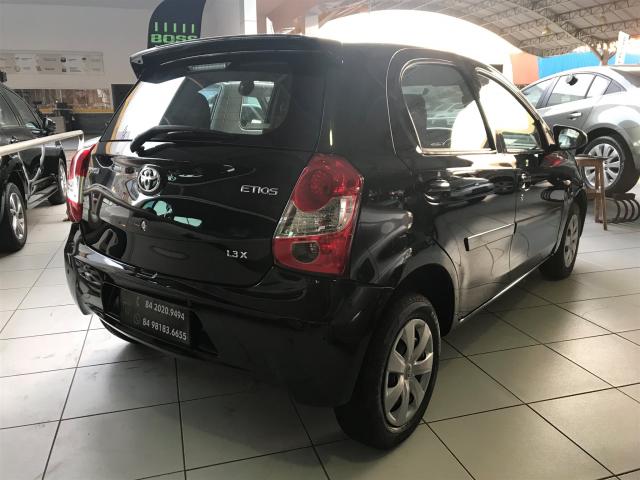 TOYOTA ETIOS 2014/2014 1.3 X 16V FLEX 4P MANUAL - Foto 3