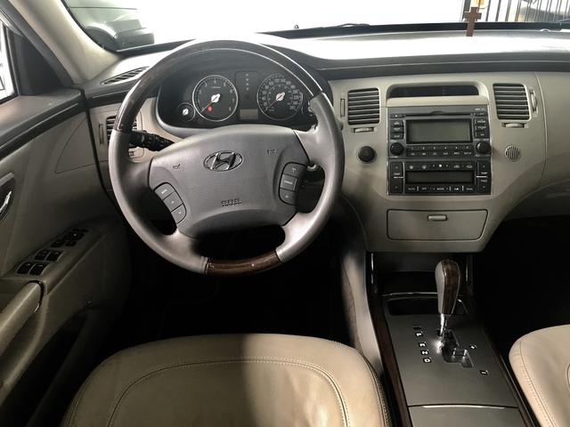 Hyundai Azera 3.3 V6 - Foto 5